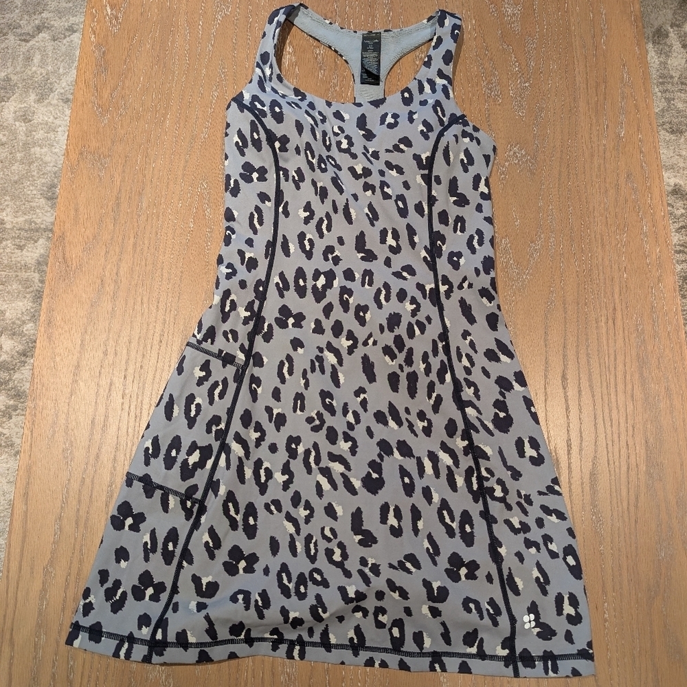 Sweaty Betty Blue White Cheetah Print Racer Back Workout Dress Size 4 - Picture 2 of 5